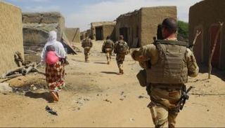 عناصر من الجيش في مالي