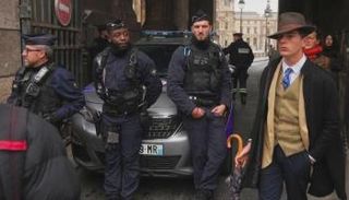 مراهق فرنسي يتحول إلى ظاهرة