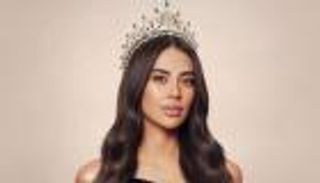 قوة وأنوثة.. إطلالة سوداء لملكة جمال لبنان تخطف الأنظار