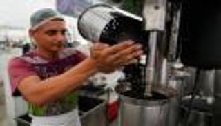 «توت الآساي» يخطف الأضواء في COP30.. من الغابة المطيرة إلى موائد «بيليم»