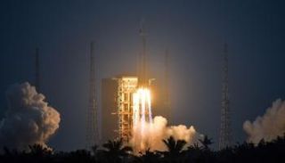 إطلاق أقمار اصطناعية