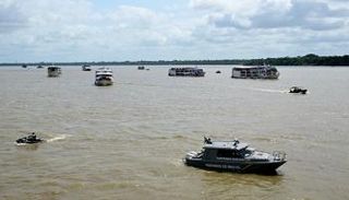 قوارب العدالة المناخية تقتحم COP30.. رسالة الشعوب الأصلية إلى العالم من أنهار بيليم