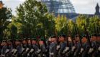 برلين تعيد بناء جيشها.. «سوابق التاريخ» تقلق فرنسا وبولندا «داعمة»