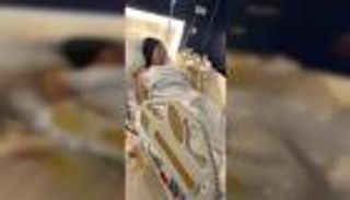 مغنية تركية تفقد قدرتها على الحركة بعد عملية شفط دهون