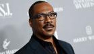 إيدي مورفي يكشف تفاصيل حياته ومسيرته الفنية في وثائقي جديد على نتفليكس