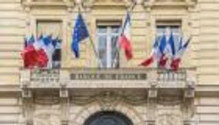 الاقتصاد الفرنسي يتجه نحو نمو إيجابي