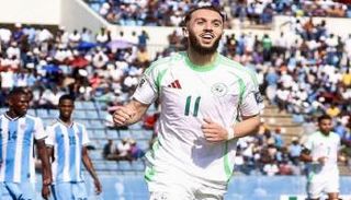 أمين غويري مهاجم منتخب الجزائر