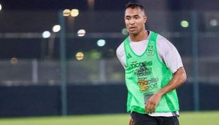 شرقي مدافع منتخب الجزائر