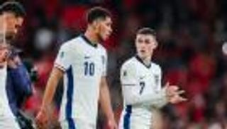 «أحذية ذكية» تجهز إنجلترا لاستعادة المونديال المفقود