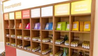 صيدلية الشعر في معرض الشارقة للكتاب