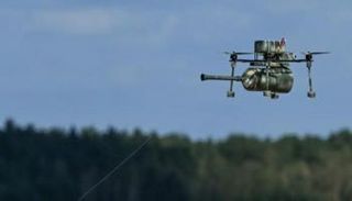 مسيرة تعمل بالألياف الضوئية