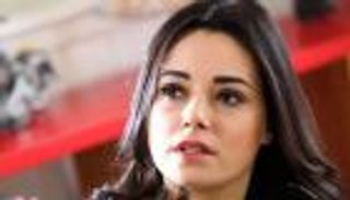 نجاة الفنانة التركية أوزغو نامال وعائلتها من حادث سير مروع