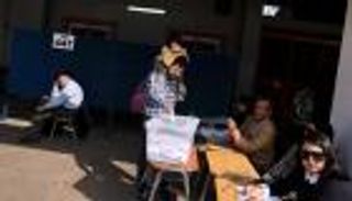 انتخابات رئاسة حاسمة في تشيلي.. الجريمة والهجرة تشعلان صناديق الاقتراع