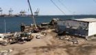 ميناء الاصطياد في عدن يعود للحياة.. انتشال السفن وتطوير الثروة السمكية