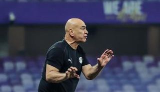 حسام حسن مدرب منتخب مصر