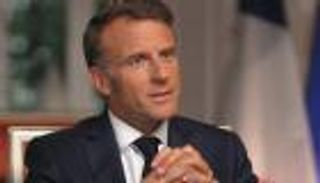 ماكرون يعلن الحرب على شبكات المخدرات في فرنسا.. اجتماع عاجل مع 4 وزراء