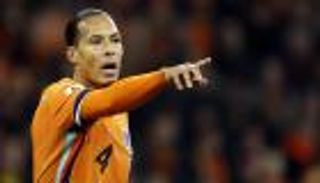 القائد الأعظم.. فيرجيل فان دايك يدخل تاريخ منتخب هولندا