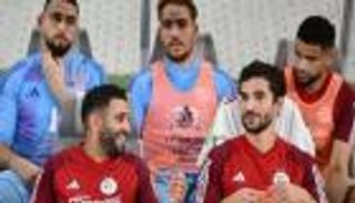 مدرب الجزائر يحسمها.. هل يلعب عوار ومحرز في كأس العرب 2025؟