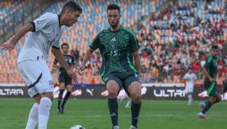 الجزائر ضد مصر