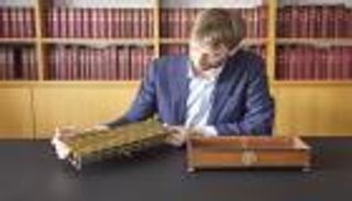 إلغاء بيع «الباسكالين».. أقدم آلة حاسبة في التاريخ تتفادى المزاد في اللحظات الأخيرة