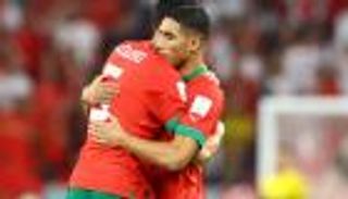 قبل أشرف حكيمي.. 4 مغاربة تربعوا على عرش الأفضل في أفريقيا