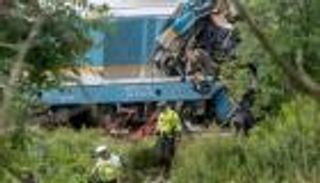 عشرات المصابين في تصادم قطارين بالتشيك