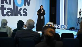 هدى المطروشي أول ميكانيكية إماراتية