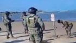 هل «غزت» القوات الأمريكية شاطئا مكسيكيا بالخطأ؟ 
