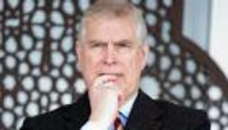 ستارمر يدخل على خط أزمة أندرو وإبستين  