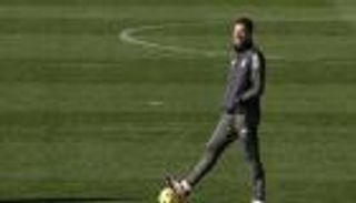 معاناة ثلاثية.. كيف يحل تشابي ألونسو أزمة ريال مدريد الدفاعية؟