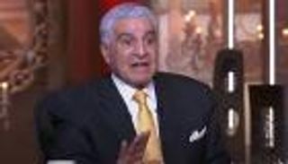 دعوة من حواس للطلاب المصريين لاستعادة «حجر رشيد» و«تمثال نفرتيتي»