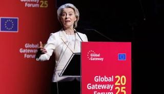 رئيسة المفوضية الأوروبية ترى فرصا جمة في أفريقيا