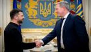 دان دريكسول.. نجم صاعد في البنتاغون يهدد هيغسيث