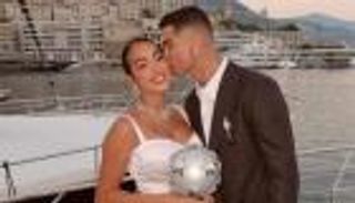 بعد صداقة 10 سنوات.. تفاصيل حفل زفاف رونالدو وجورجينا