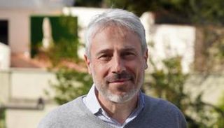 الخبير الاقتصادي الفرنسي جياكومو كالزولاري