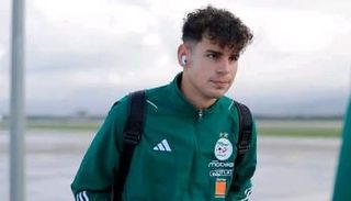 شياخة مهاجم منتخب الجزائر