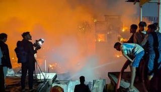 حريق يشرد الآلاف في بنغلاديش