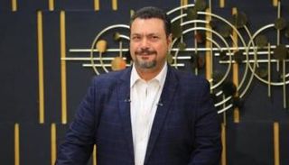 الفنان مراد مكرم 