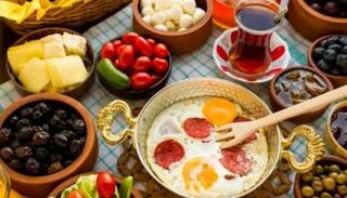 وجبة الإفطار سبب سجن زوج تركي