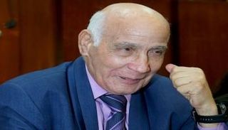 الشاعر أحمد عنتر مصطفى