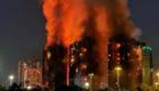 عشرات القتلى ومئات المفقودين.. تفاصيل حريق هونج كونج المروع