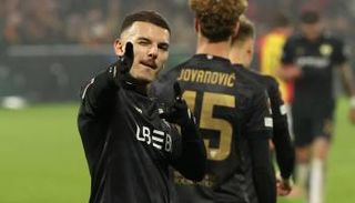 بوعناني نجم شتوتغارت