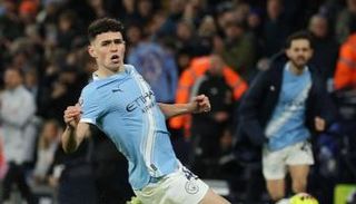 فيل فودين نجم مانشستر سيتي