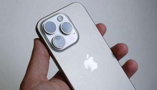 هاتف أيفون - أرشيفية 