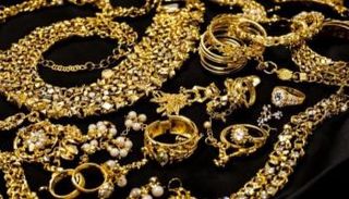 مشغولات ذهبية - أرشيفية