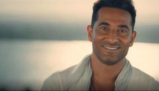 الفنان عمرو سعد