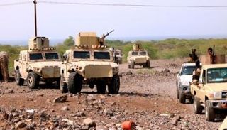 آليات للقوات الجنوبية في أبين