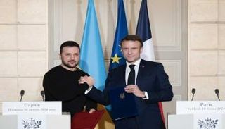 زيلينيسكي وماكرون