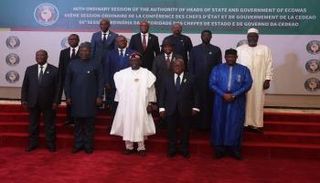 صورة جماعية لقادة 