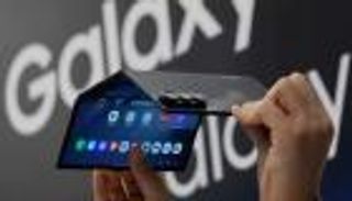 المنافسة تشتد.. سامسونغ تكشف أول هاتف ثلاثي الطي «Galaxy Z Tri Fold»